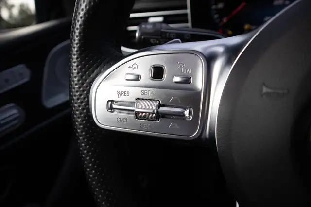 Mercedes-Benz GLE view 11