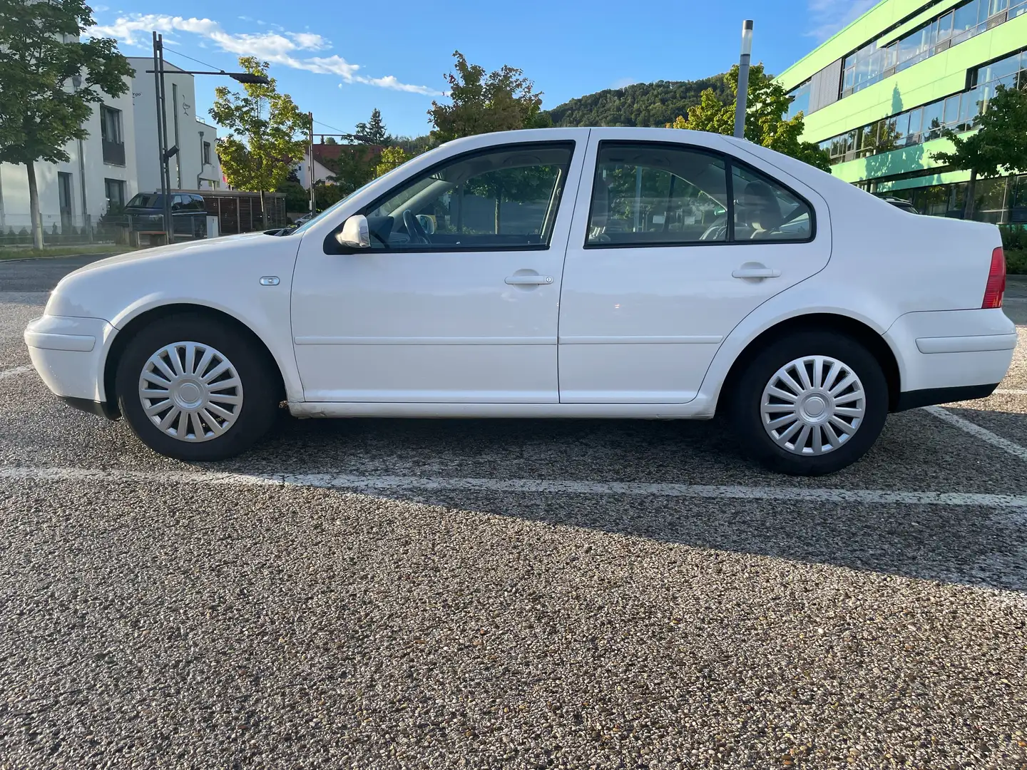 Volkswagen Bora Bora 2.0 Weiß - 1