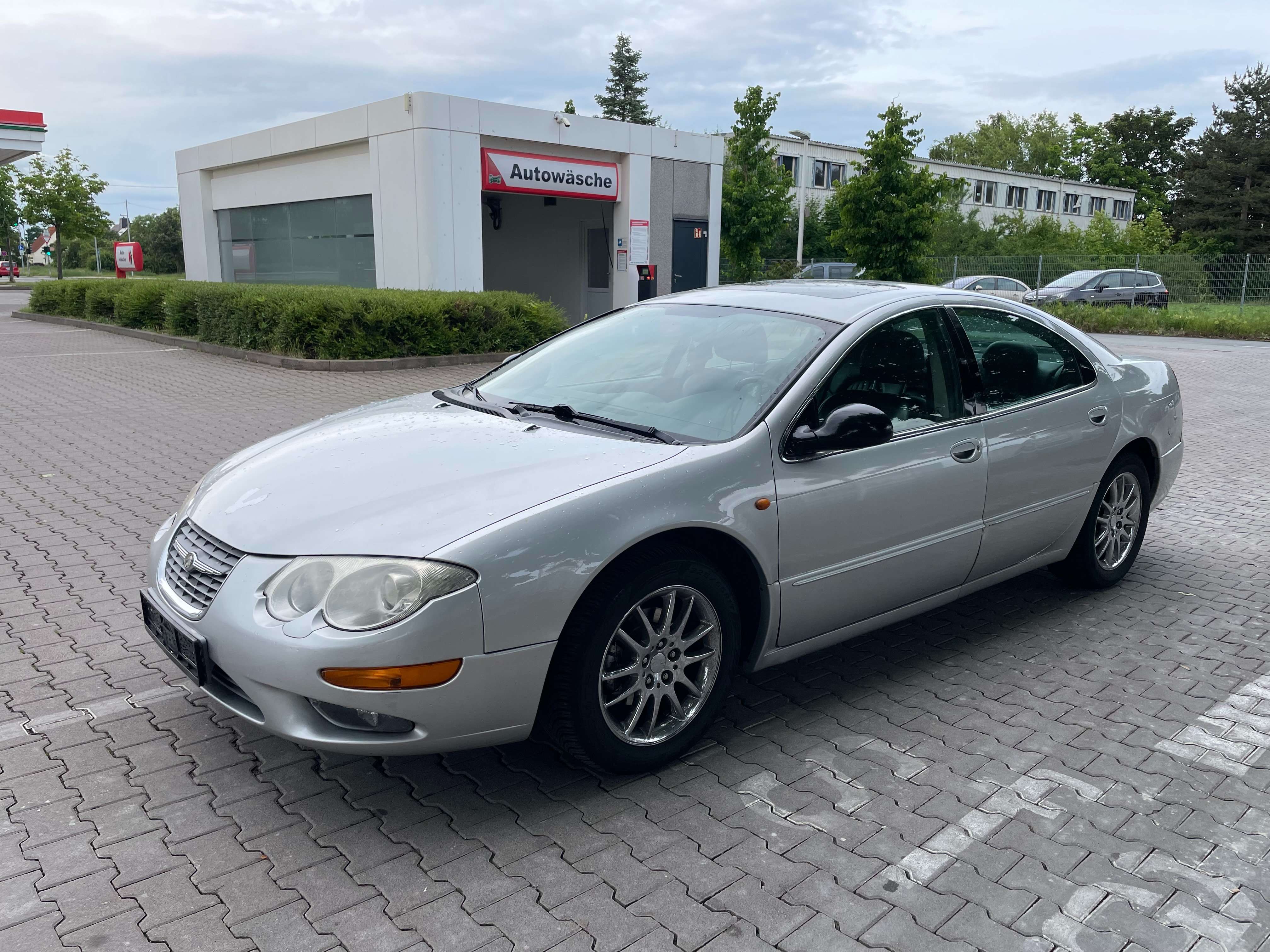 Second hand Chrysler 300m 3.5