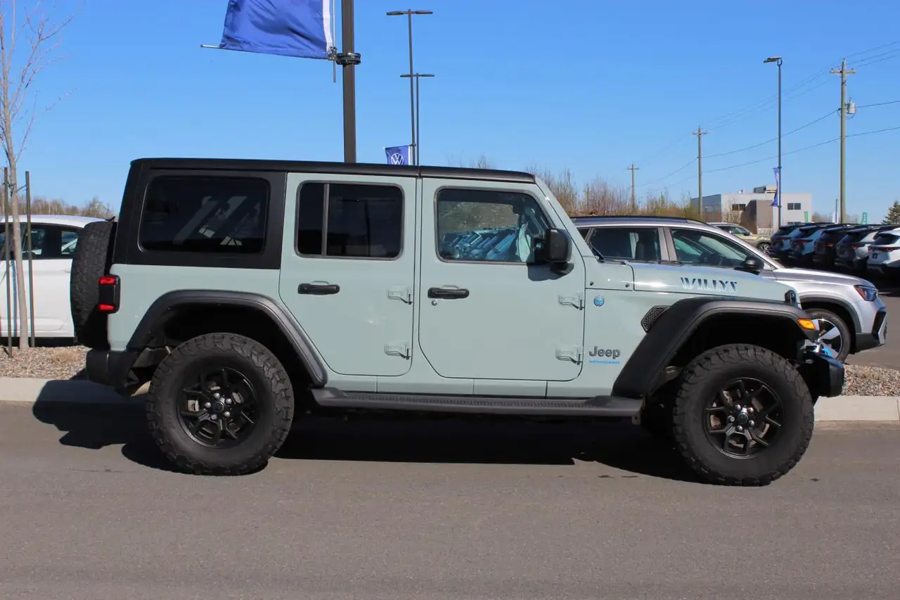 Jeep Wrangler снимка Jeep Wrangler