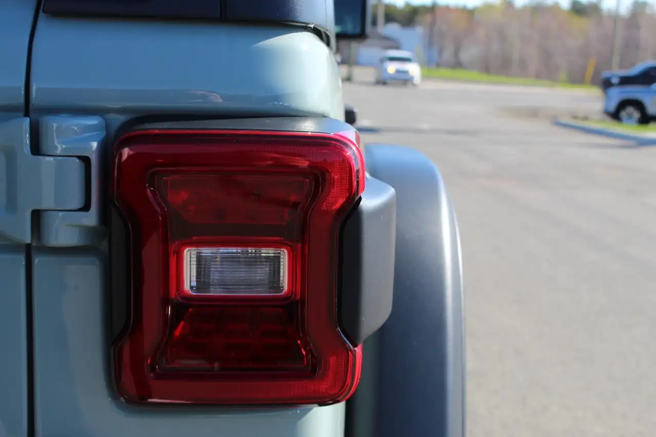 Jeep Wrangler снимка Jeep Wrangler