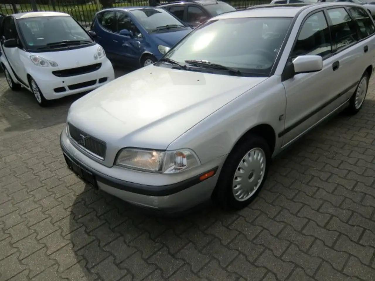 Volvo V40 1.8 aus 1. Hand - scheckheft Volvo, foto 7