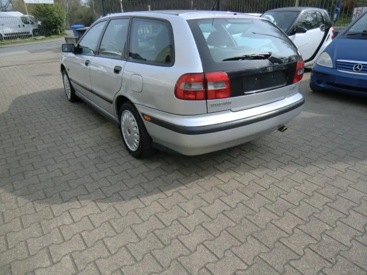 Volvo V40 1.8 aus 1. Hand - scheckheft Volvo, foto 5