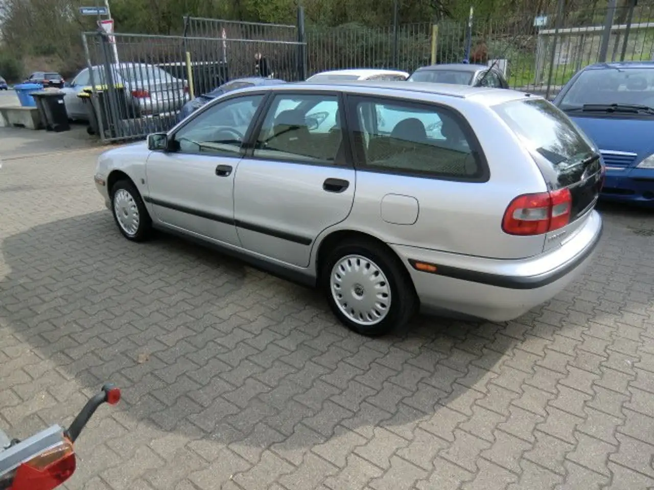 Volvo V40 1.8 aus 1. Hand - scheckheft Volvo, foto 6