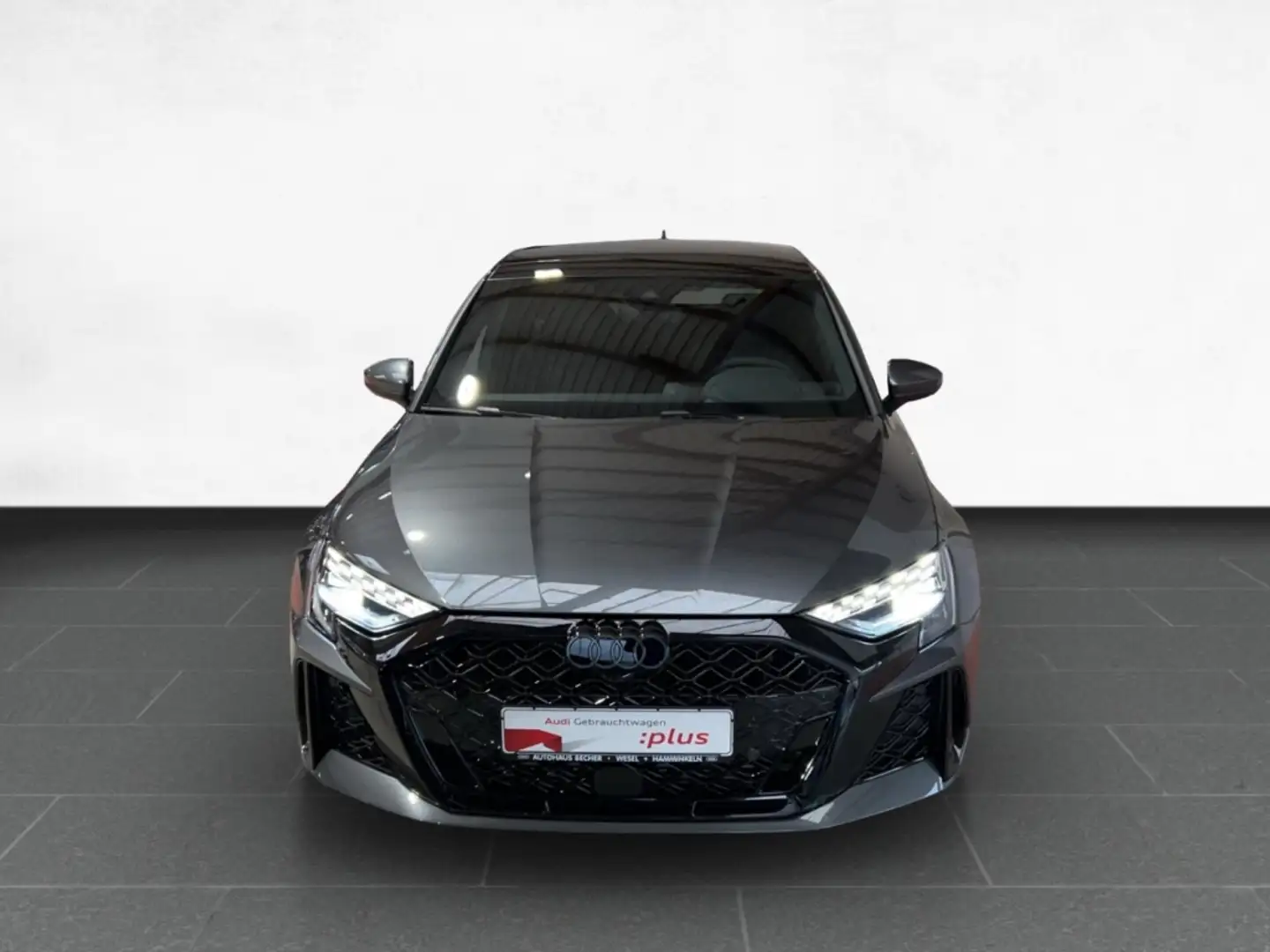 Audi RS3 Sportback 2.5 TFSI quattro /Navi/Pano/Matrix Grau - 2