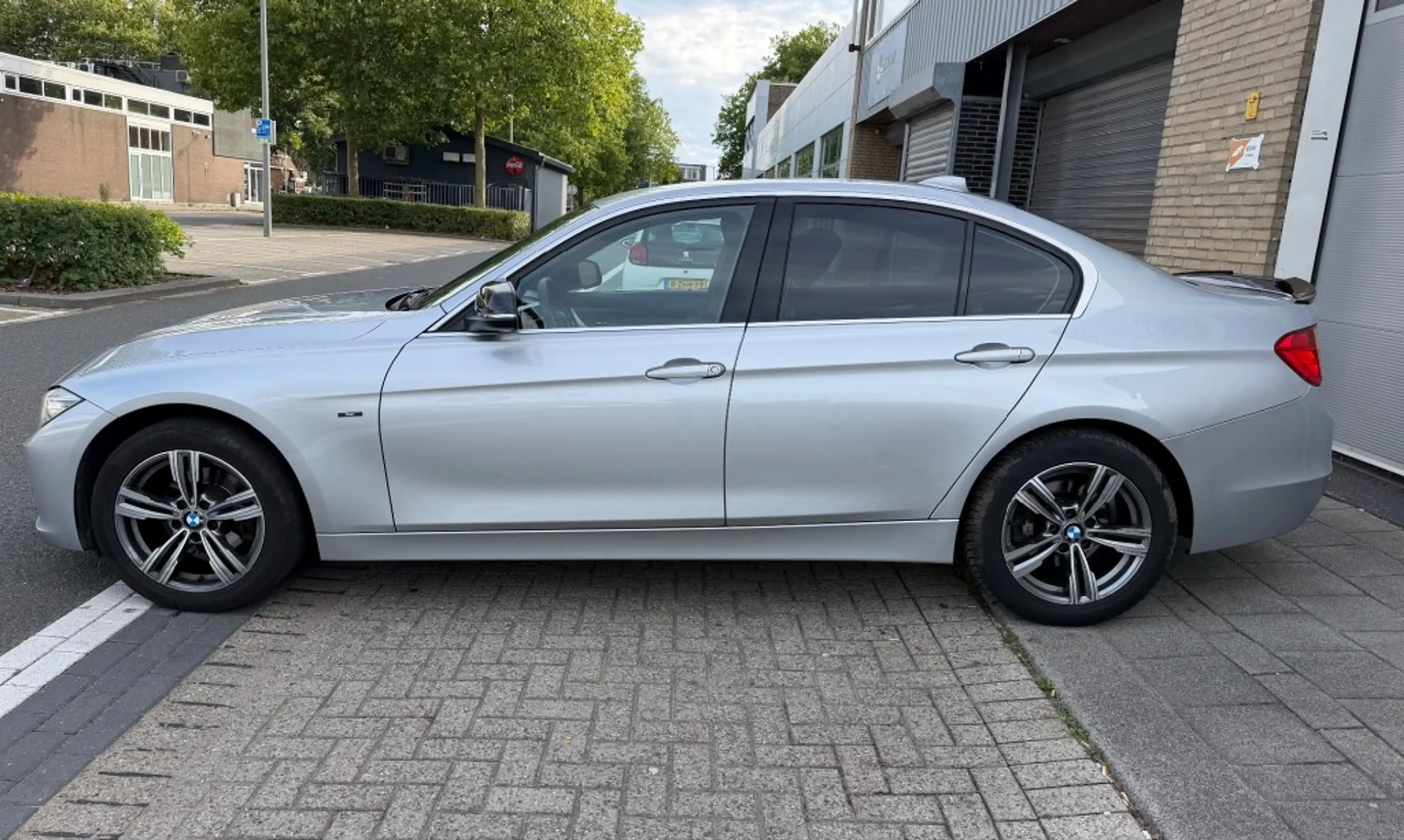 BMW 316 316i Executive Sport Nette auto NAP APK 7-2027 — photo 14