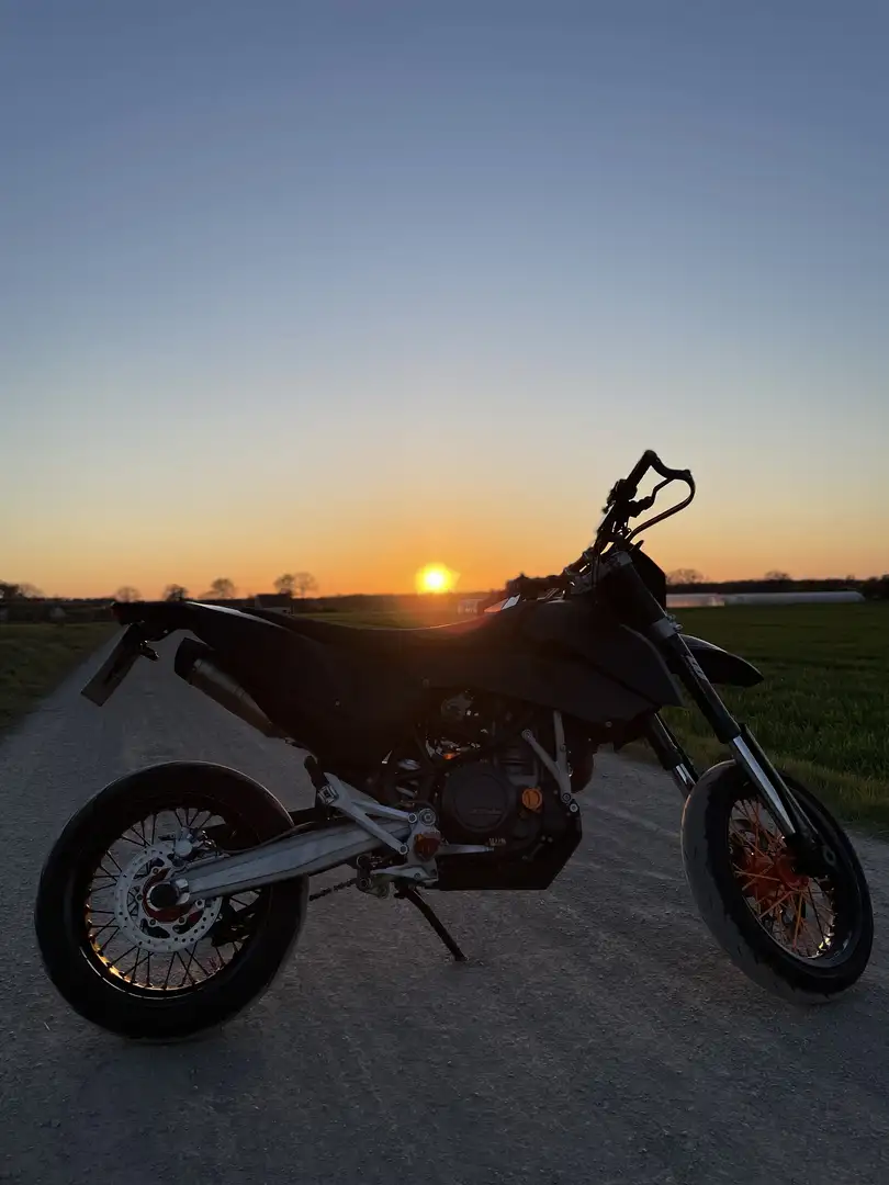 KTM 690 SMC - 1