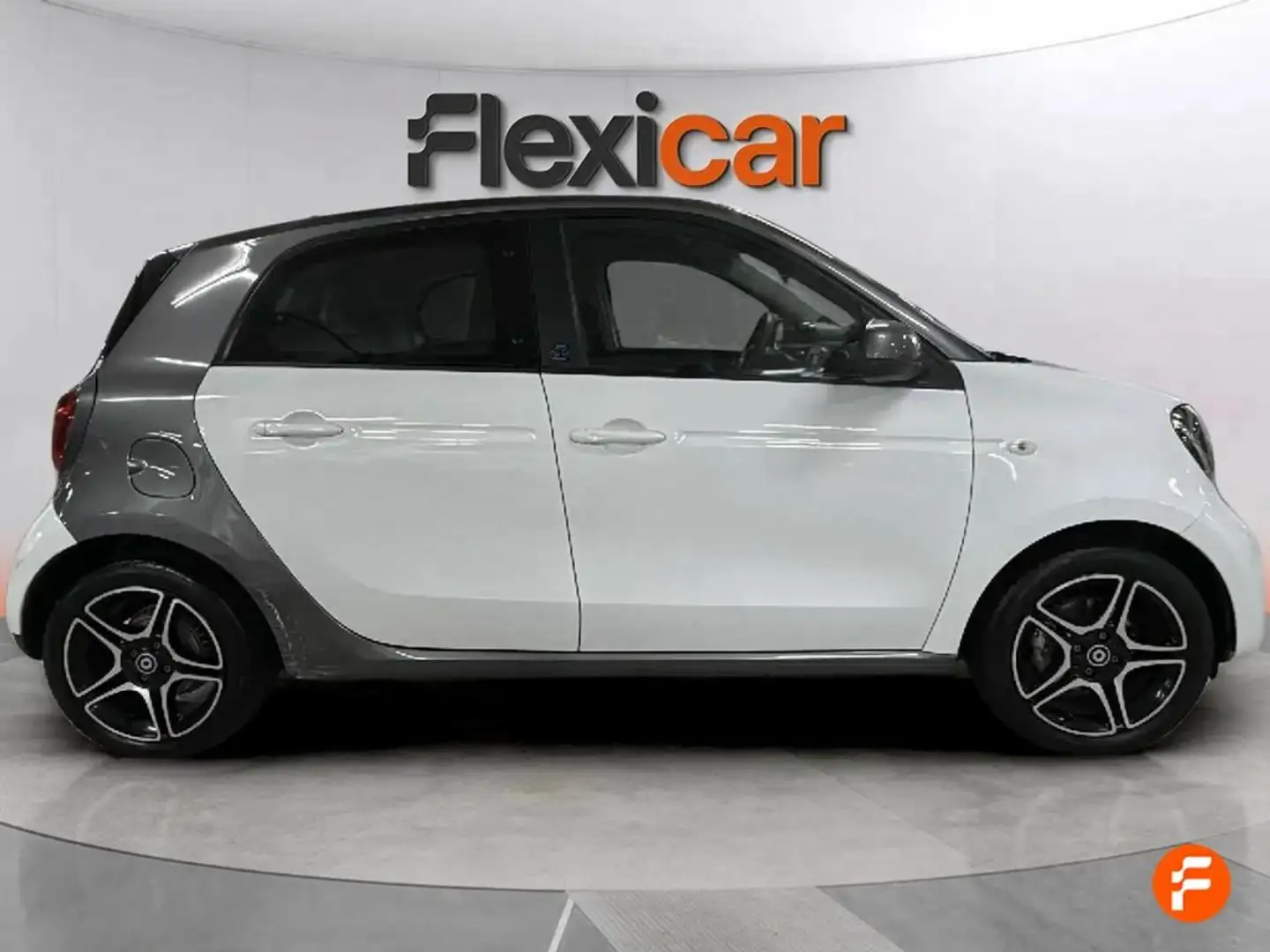smart forFour 60kW(81CV) EQ - 5P (2021) Blanco - 2