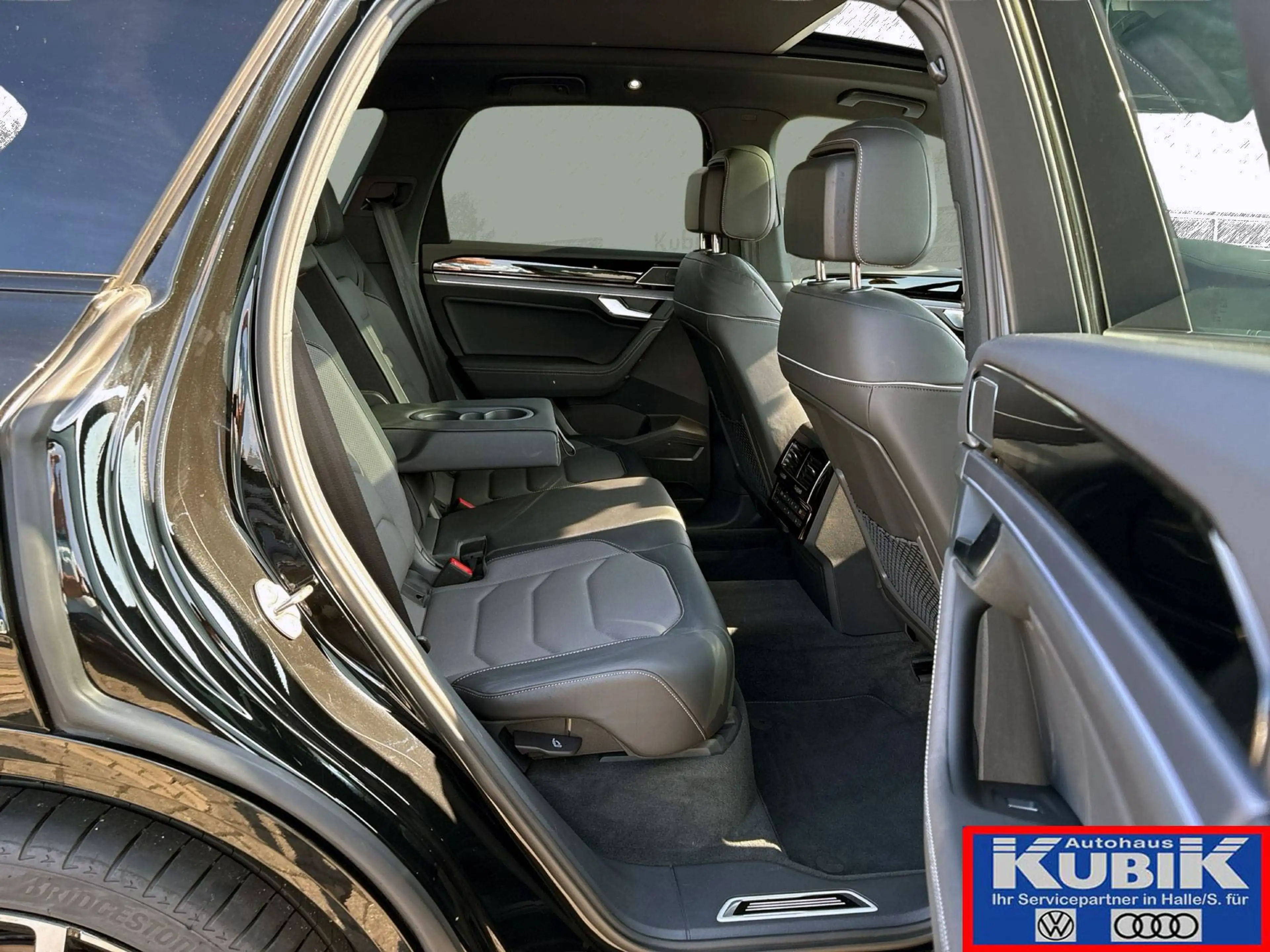 Volkswagen Touareg Touareg R-Line Black Style 3,0 TDI 4motion+Allradlenkung+ — photo 15
