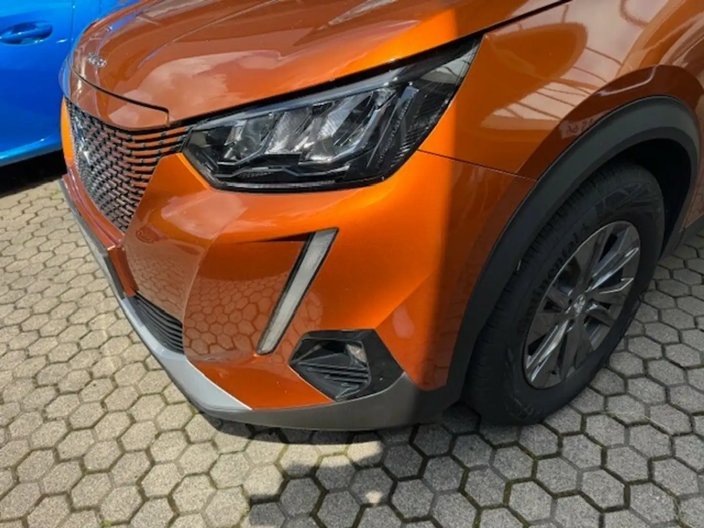 Peugeot e-2008 Active Pack Orange - 1