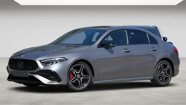 Mercedes-Benz A 180 Limousine AMG LINE