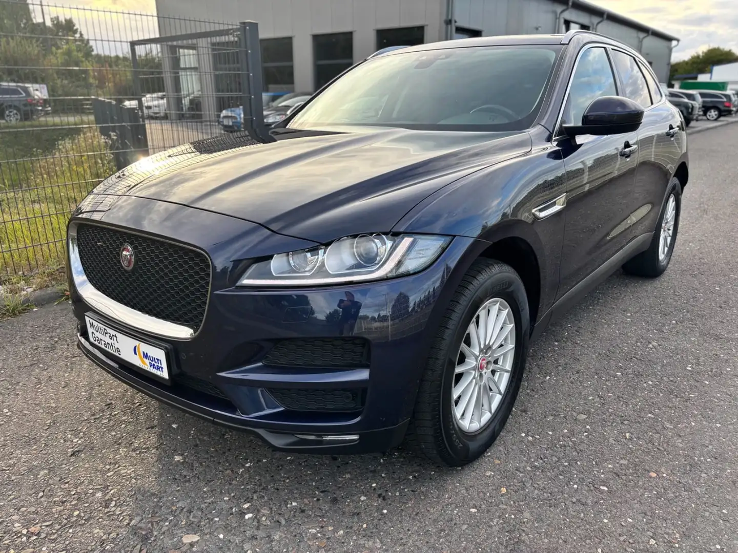 Jaguar F-Pace Ingenium Edition AWD Navi+Camera/Panorama Bleu - 1