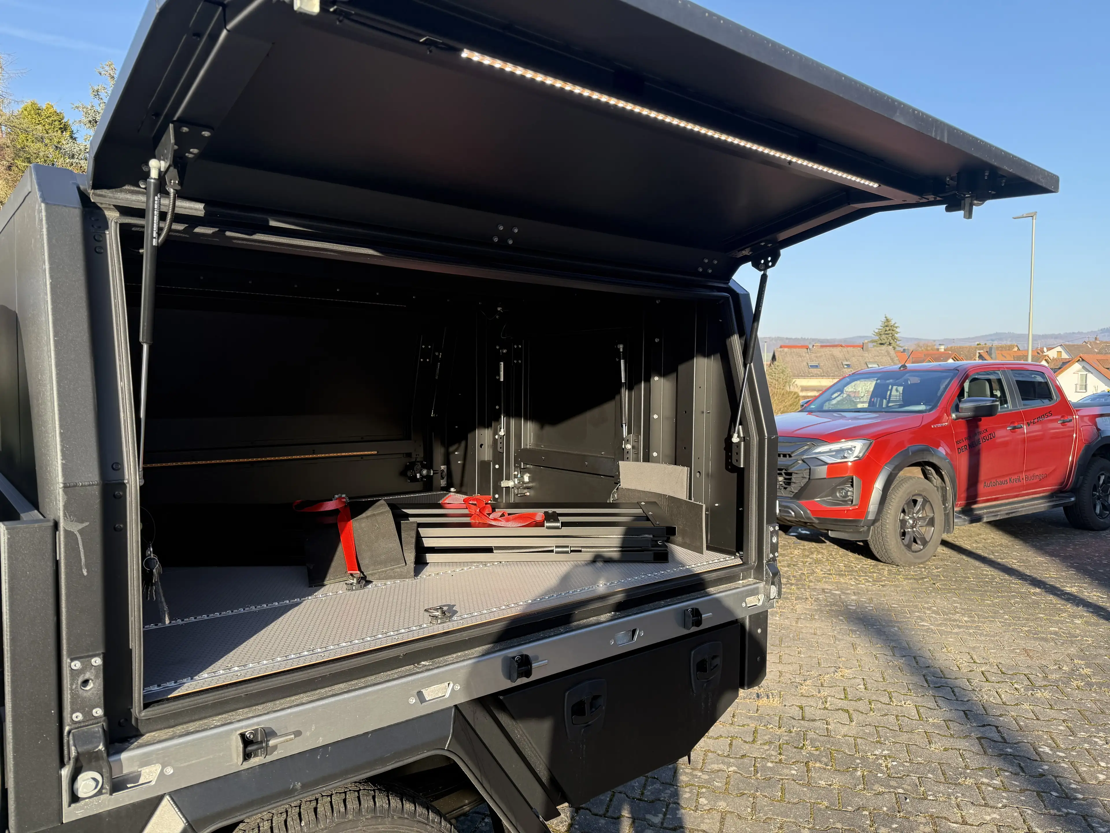 Isuzu D-Max D-Max Double Cab 4WD Autm. L/Pepec Umbau — photo 4