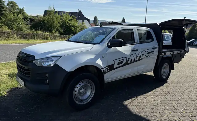 Isuzu D-Max