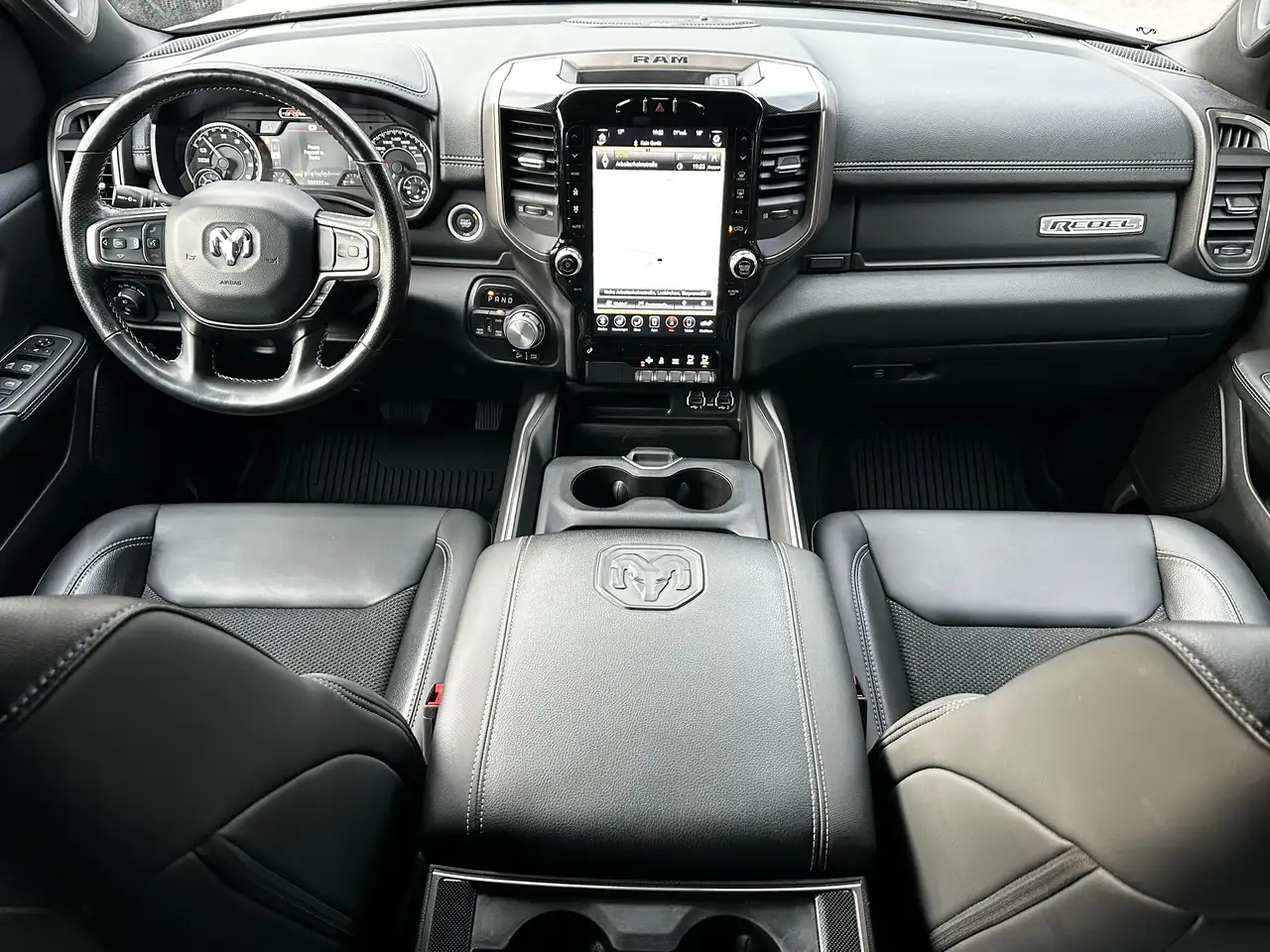 Dodge RAM 2021 — фото 32