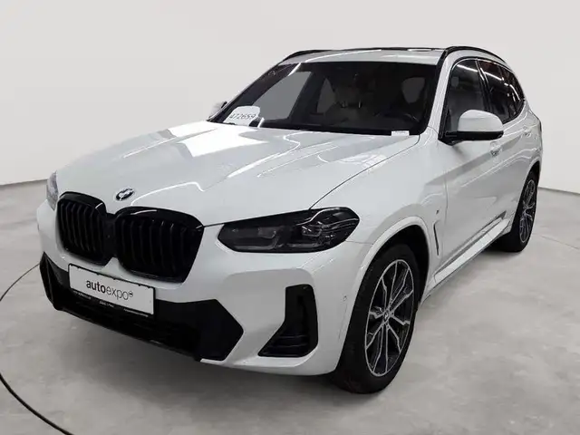 BMW X3 view 2