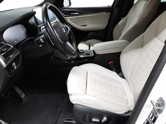 BMW X3 view 7