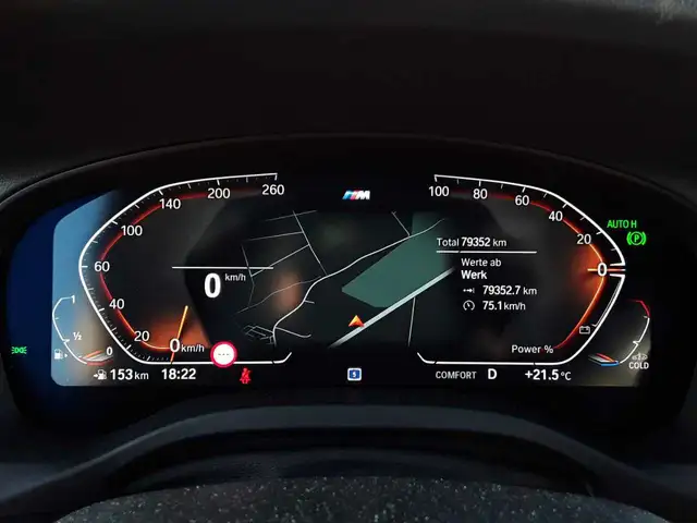 BMW X3 view 11