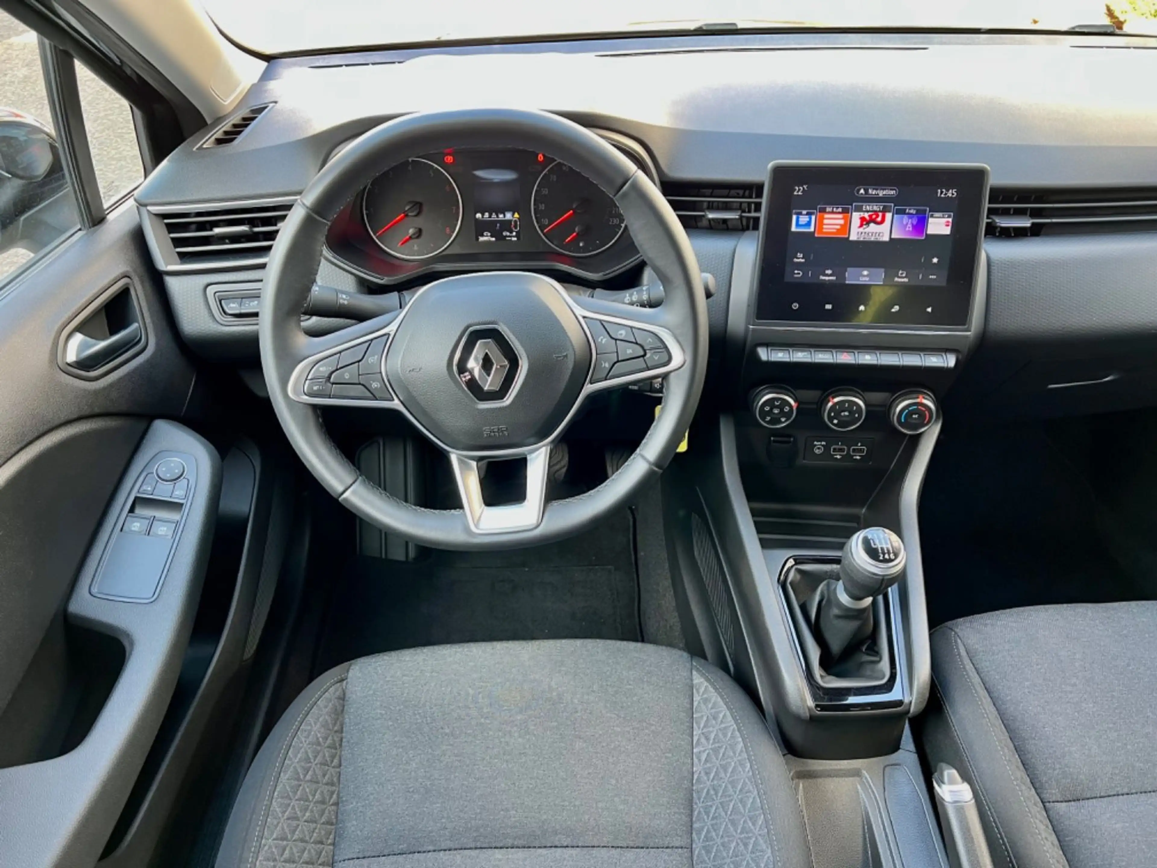 Renault Clio V Zen LED Sitzheizung — photo 10