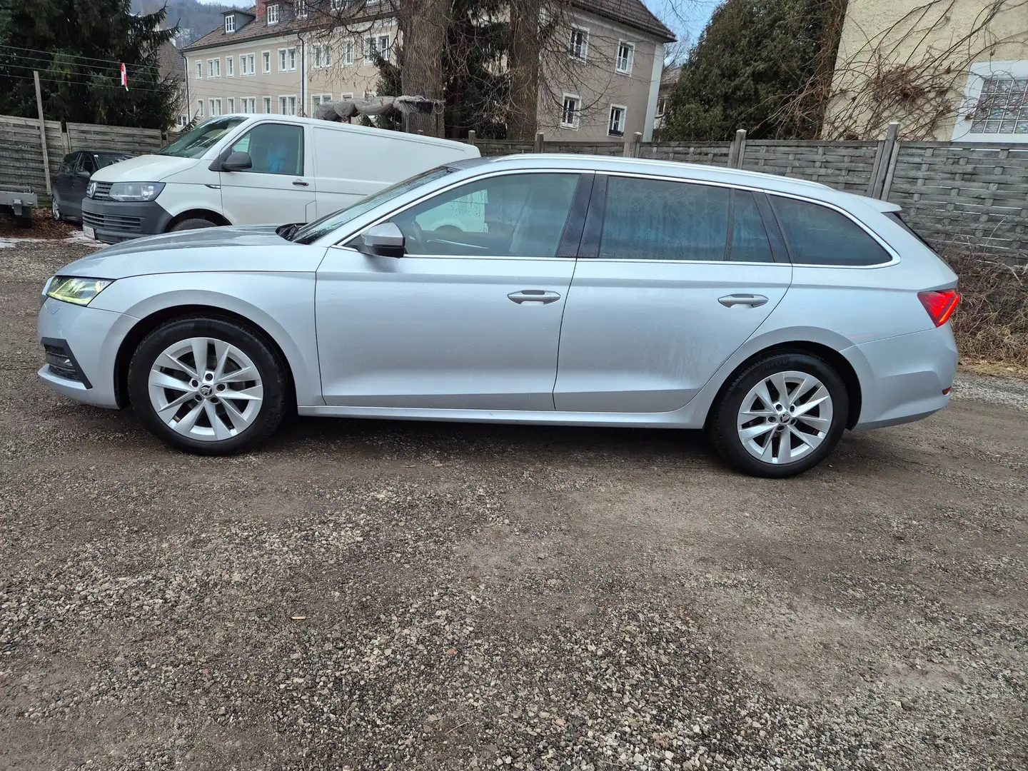 Skoda Octavia Style 2,0 TDI DSG Silber - 2