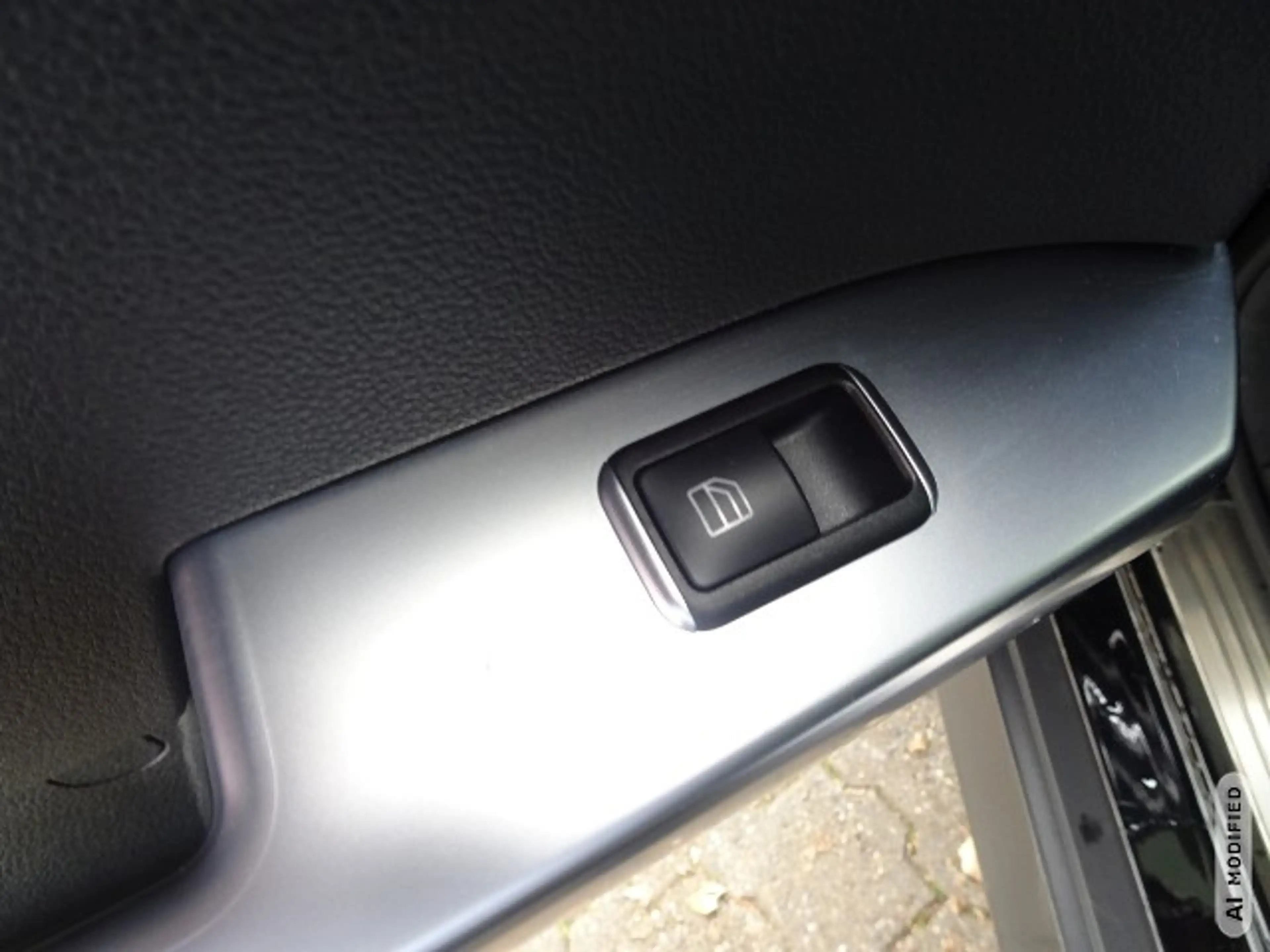 Mercedes-Benz GLK 220 CDI BE 4 MATIC*AUTOM*NAVI*PTS v+hi*SHZ*ALU*THERMA — photo 7