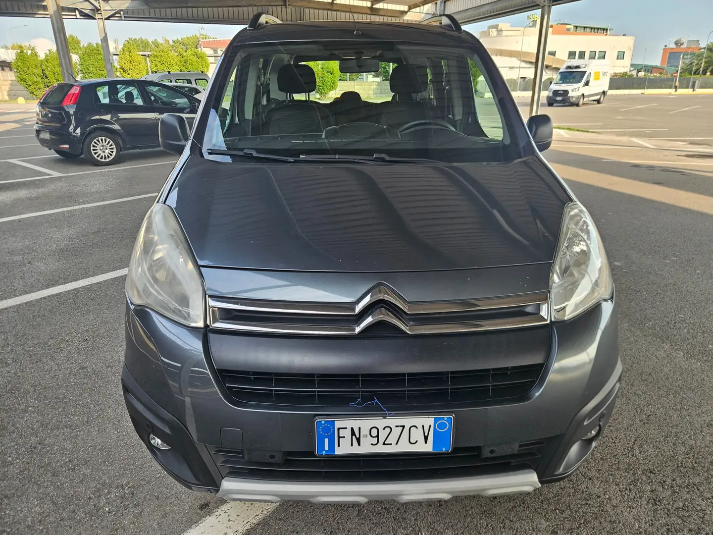 Citroen Berlingo Berlingo Multispace 1.6 bluehdi Feel 100cv Gris - 2