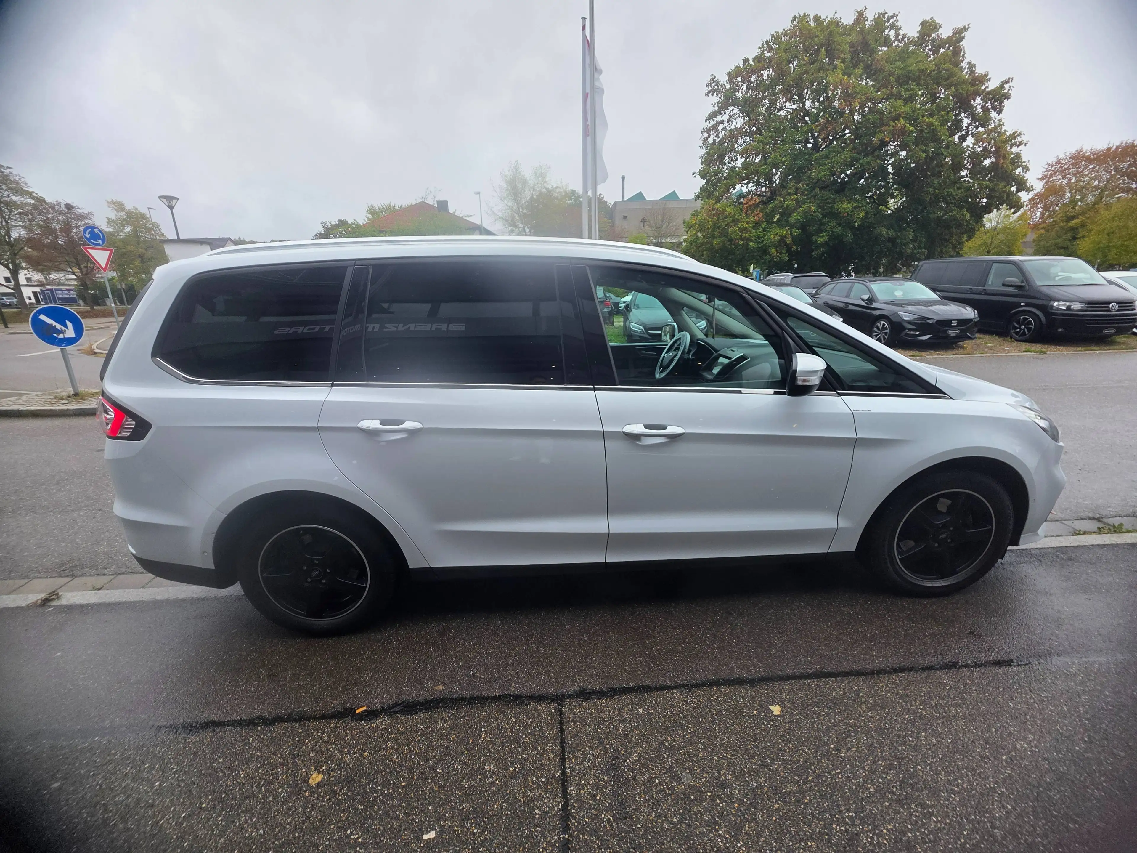 Ford Galaxy 2.0 EcoBlue Titanium Aut./7 Sitzer/AHK/Virt/RFK/8fach/Top/ 1J.Garantie — photo 5