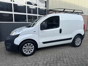 1.3 MJ Airco,Navigatie,Imperiaal,Pdc,Lmv