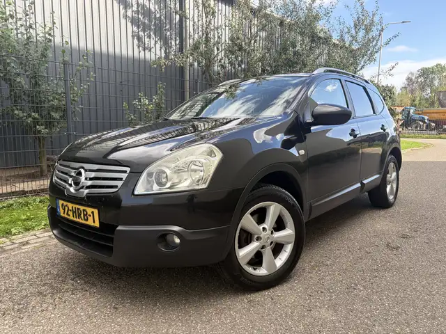 Nissan Qashqai+2 2.0 Tekna / PANORAMADAK / 7 PERSOONS / NAVI / CRUI