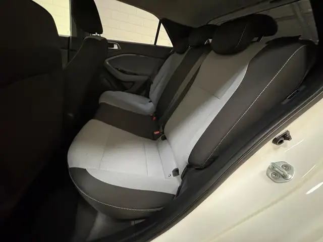 Hyundai I20 view 15
