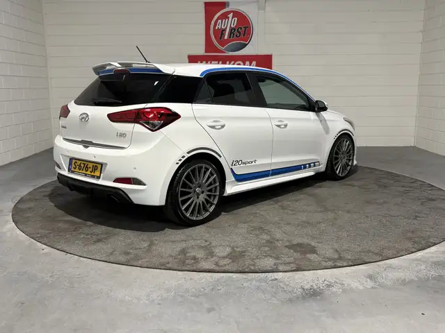Hyundai I20 view 4