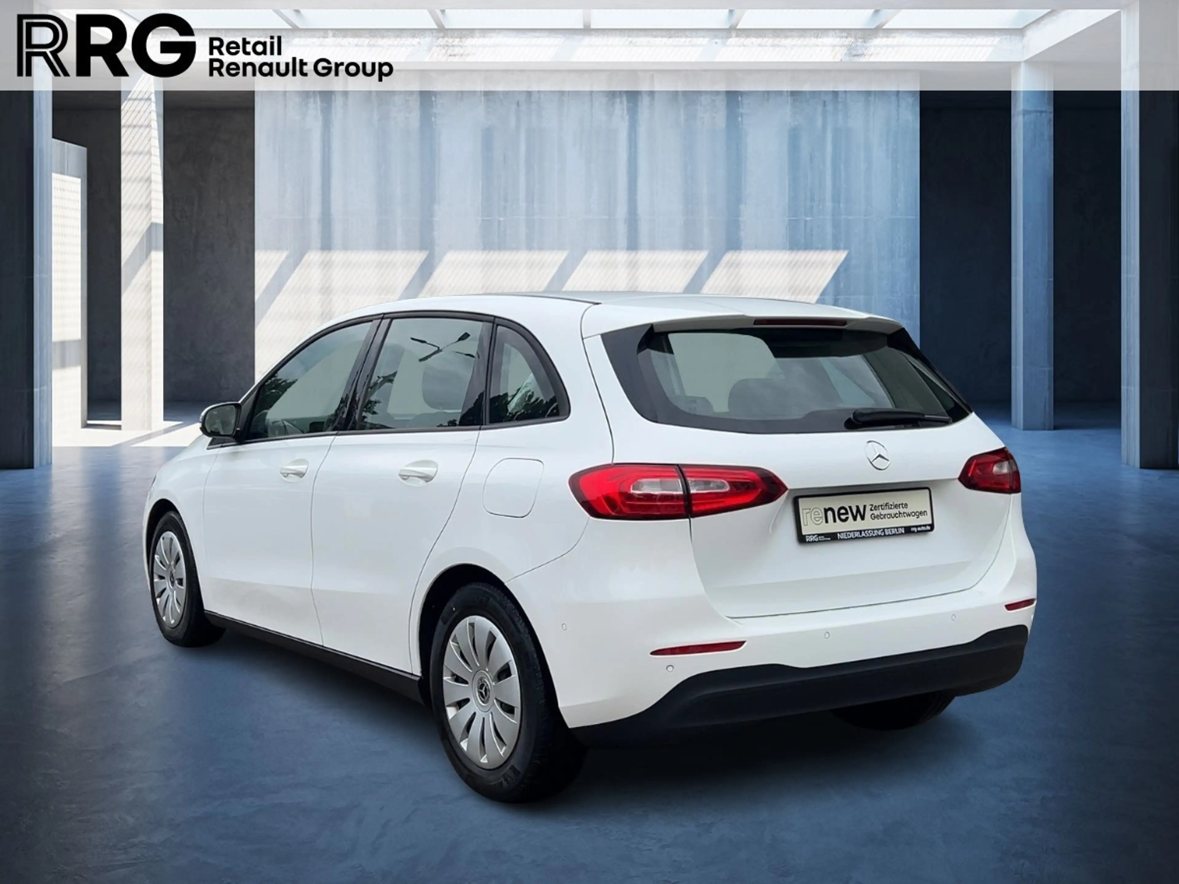 Mercedes-Benz B 180 B 180 Automatik — photo 4