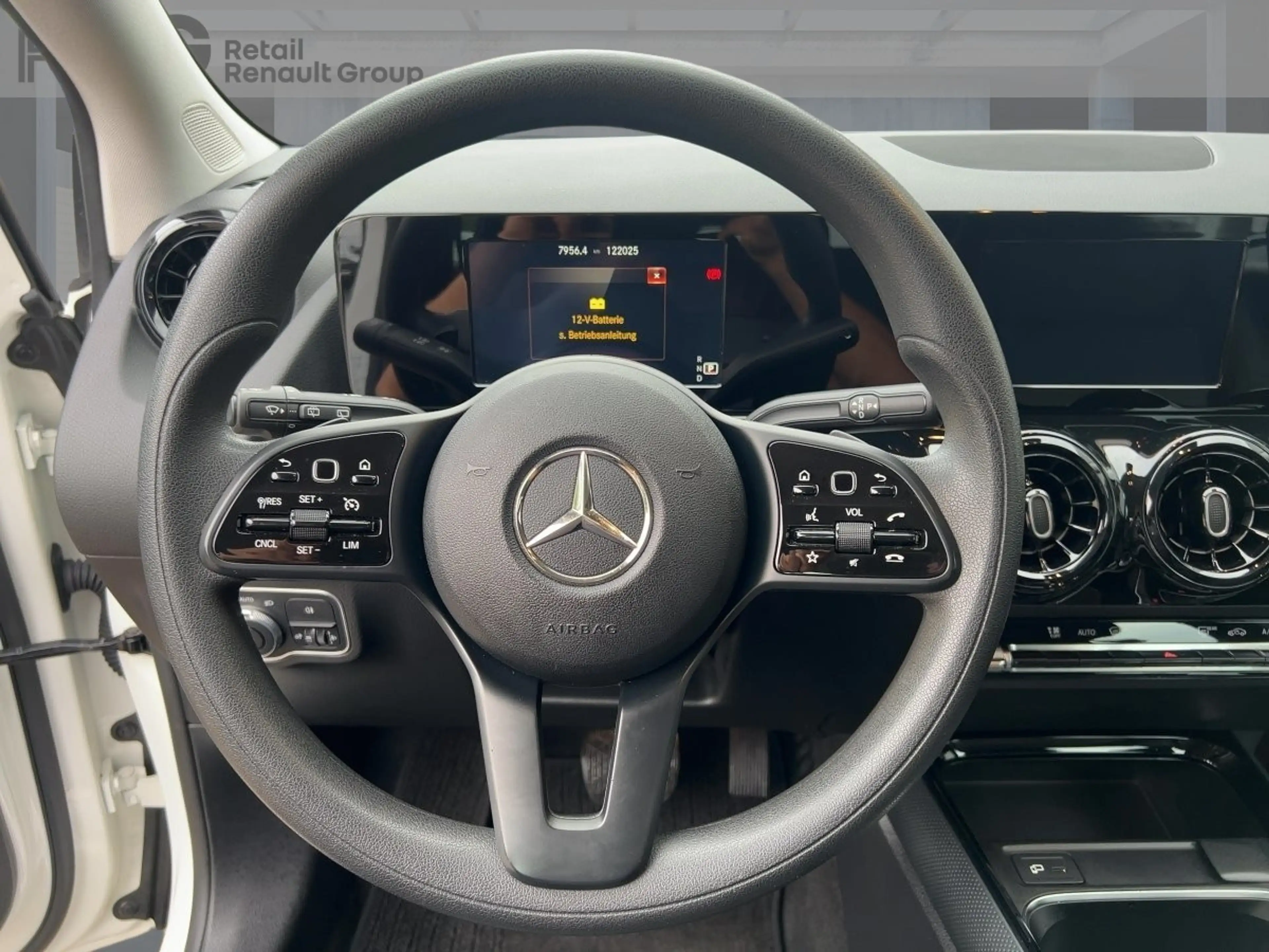 Mercedes-Benz B 180 B 180 Automatik — photo 11
