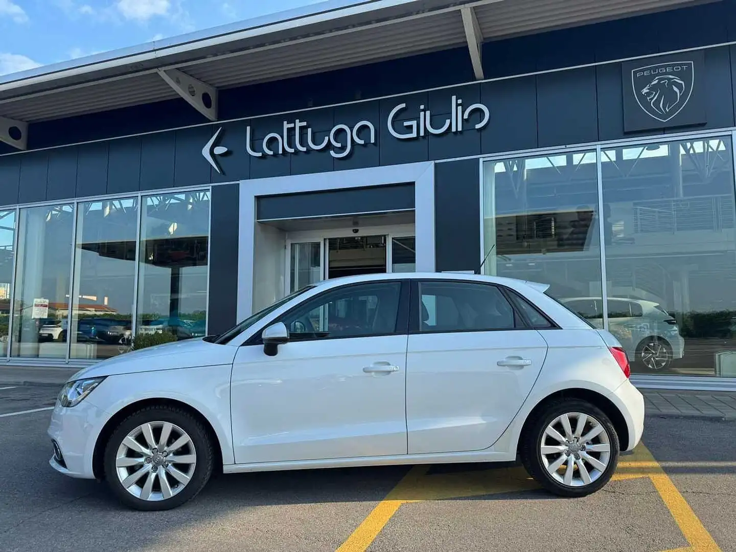 Audi A1 /S1 A1 SPB 1.6 TDI S tronic Attraction Blanc - 1