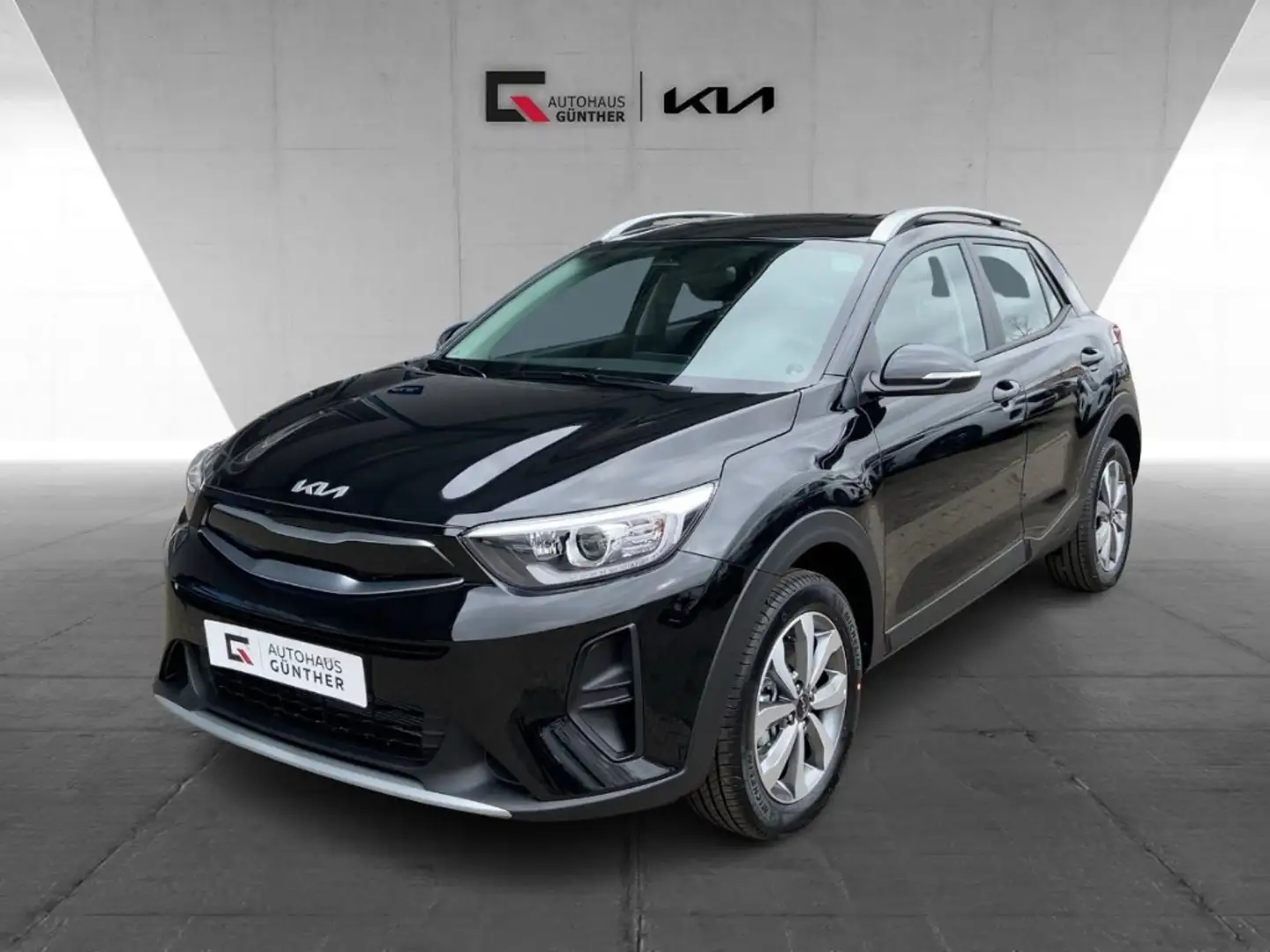 Kia Stonic Vision 1.2 Kamera CarPlay SitzHzg. Černá - 1