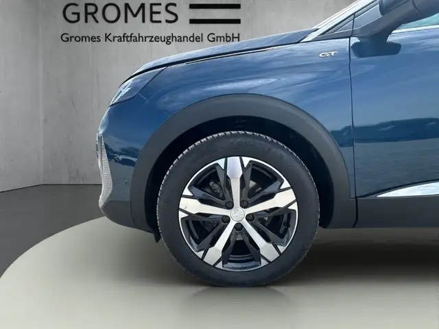 Peugeot 5008 view 11
