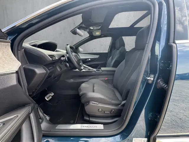 Peugeot 5008 view 9