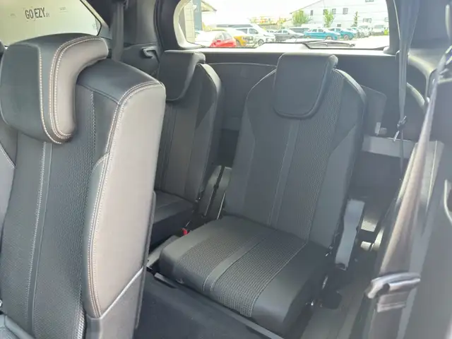 Peugeot 5008 view 24