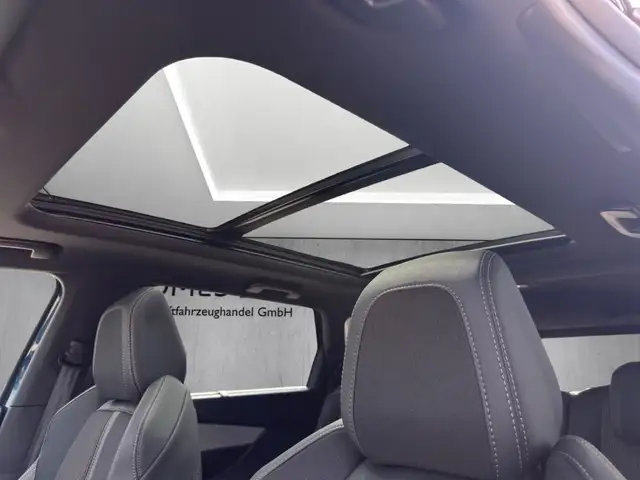 Peugeot 5008 view 17