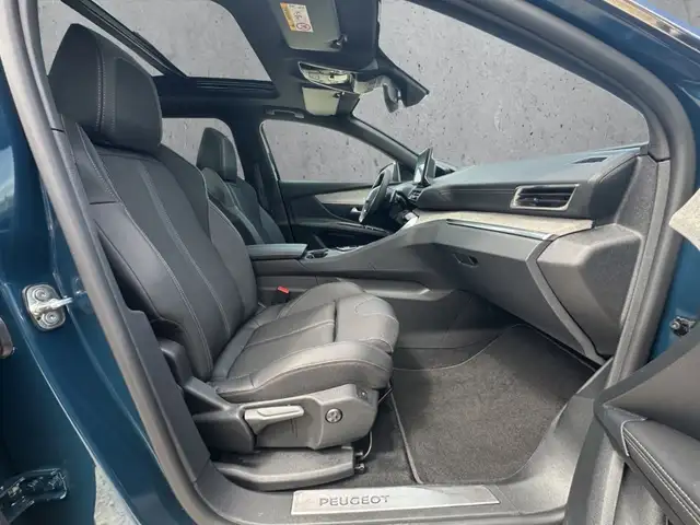 Peugeot 5008 view 13