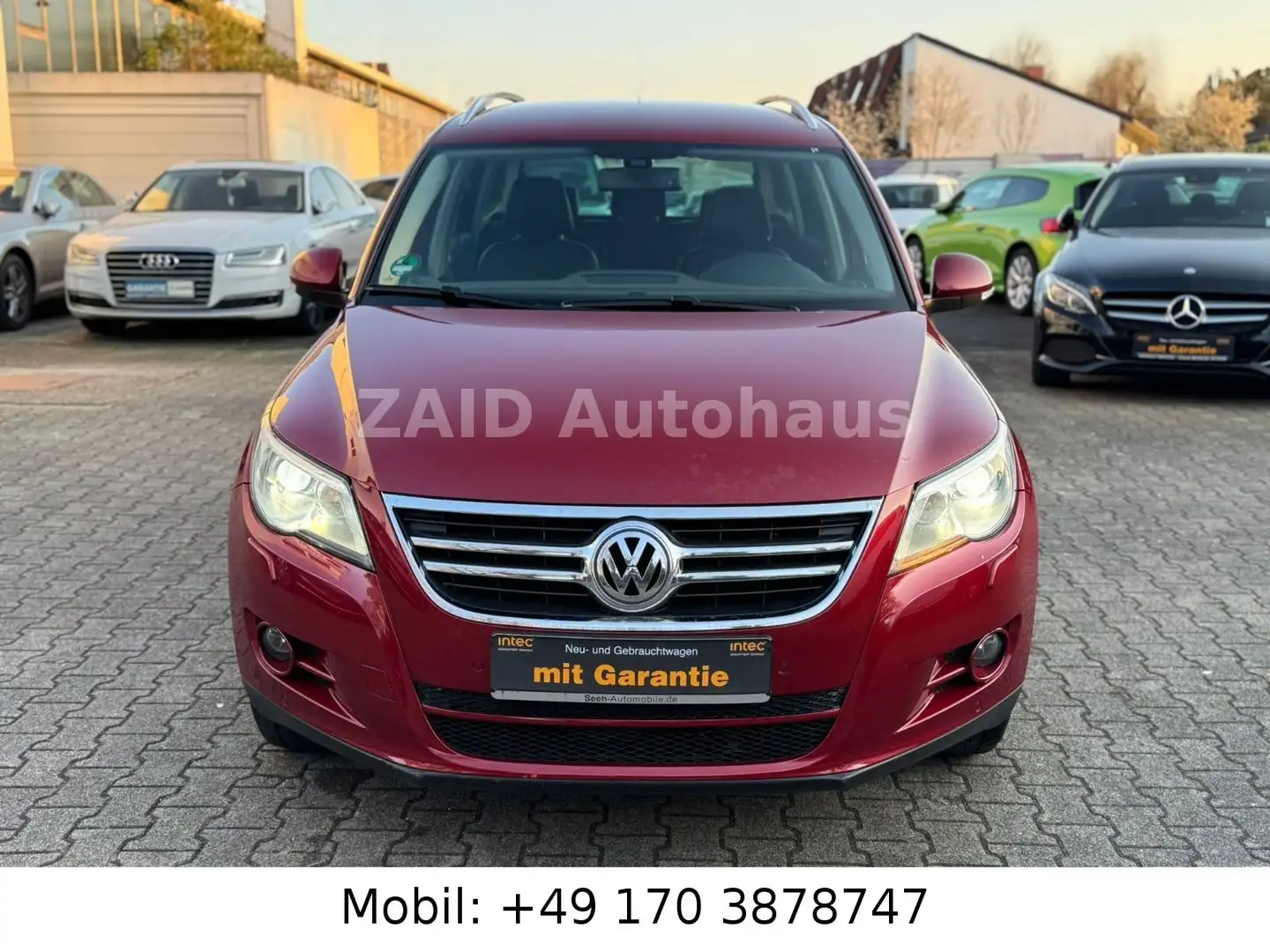 Volkswagen Tiguan Sport & Style 4Motion*Aut*NAVI*PDC*AHK*XE Rood - 2