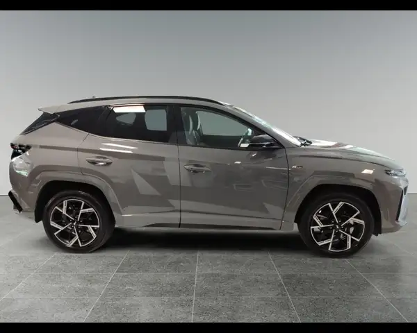 Hyundai Tucson view 7