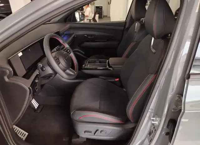 Hyundai Tucson view 8