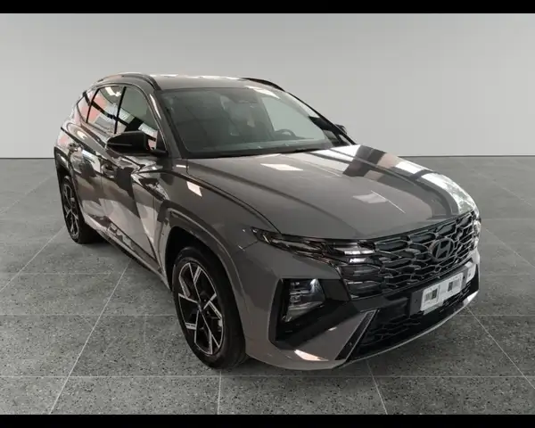 Hyundai Tucson view 2