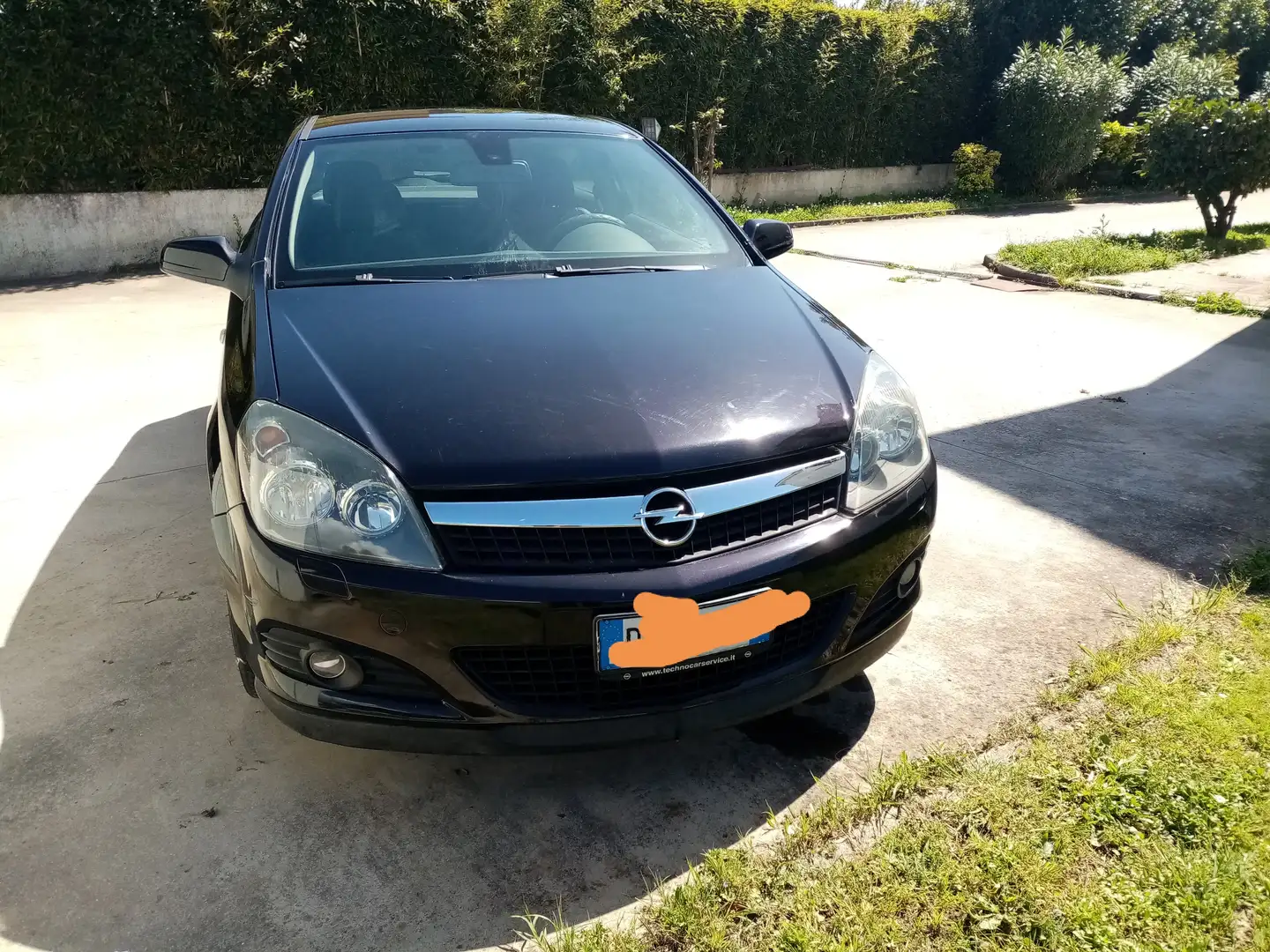Opel Astra Astra GTC 1.6 t. Cosmo 180cv Nero - 2