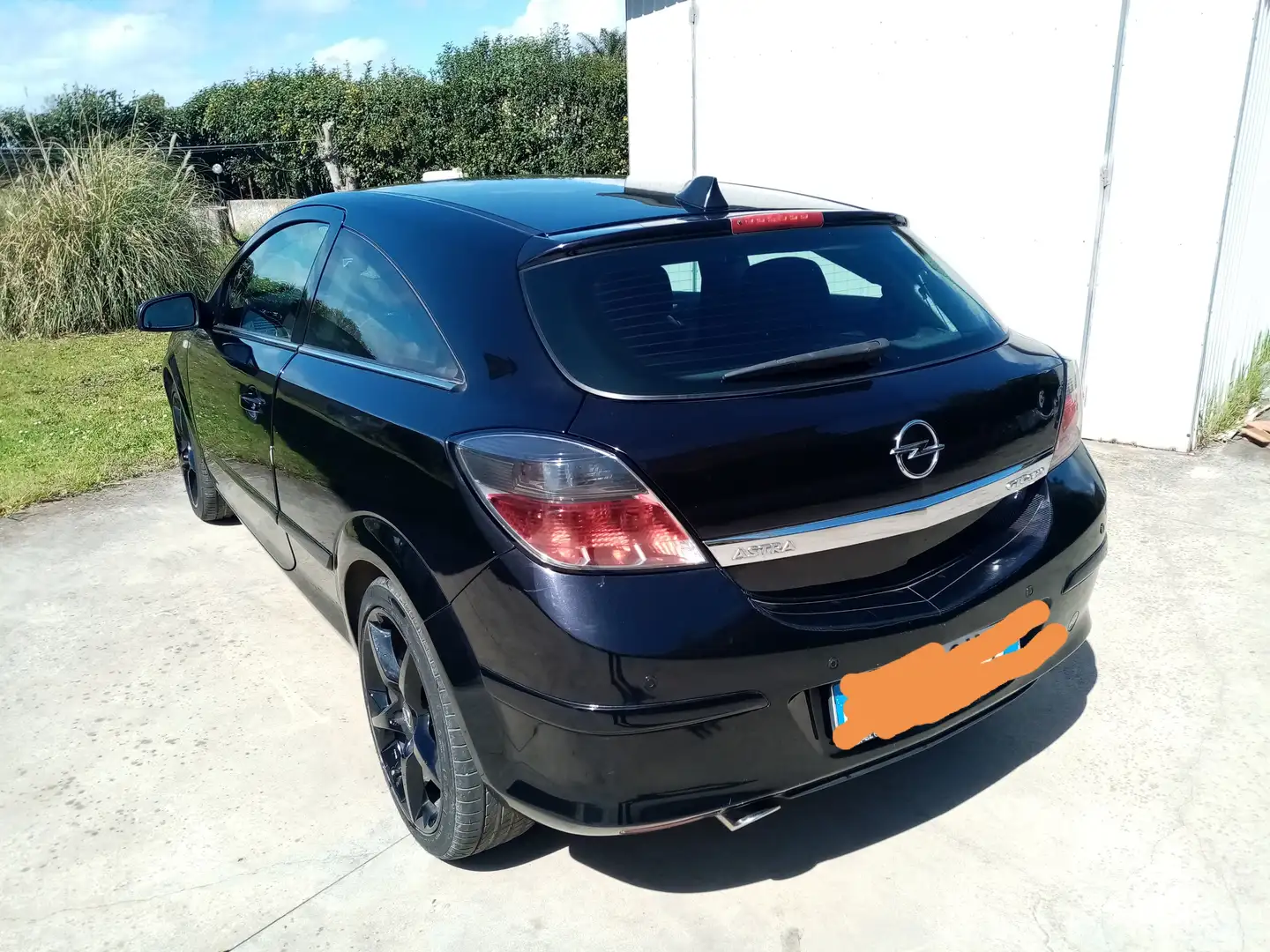 Opel Astra Astra GTC 1.6 t. Cosmo 180cv Nero - 1