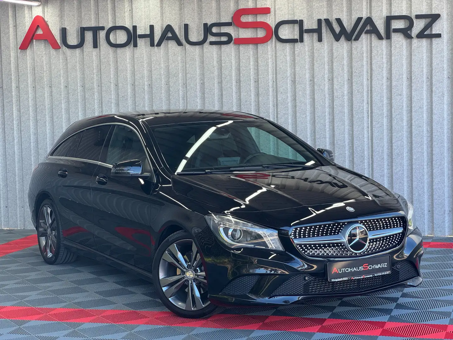 Mercedes-Benz CLA 180 CLA180 7G Urban Led T-Leder Distronic Navi Schwarz - 1