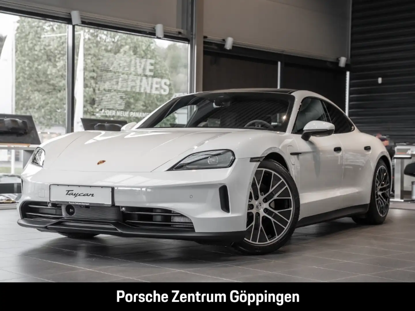 Porsche Taycan Performancebatterie+  BOSE InnoDrive Weiß - 1