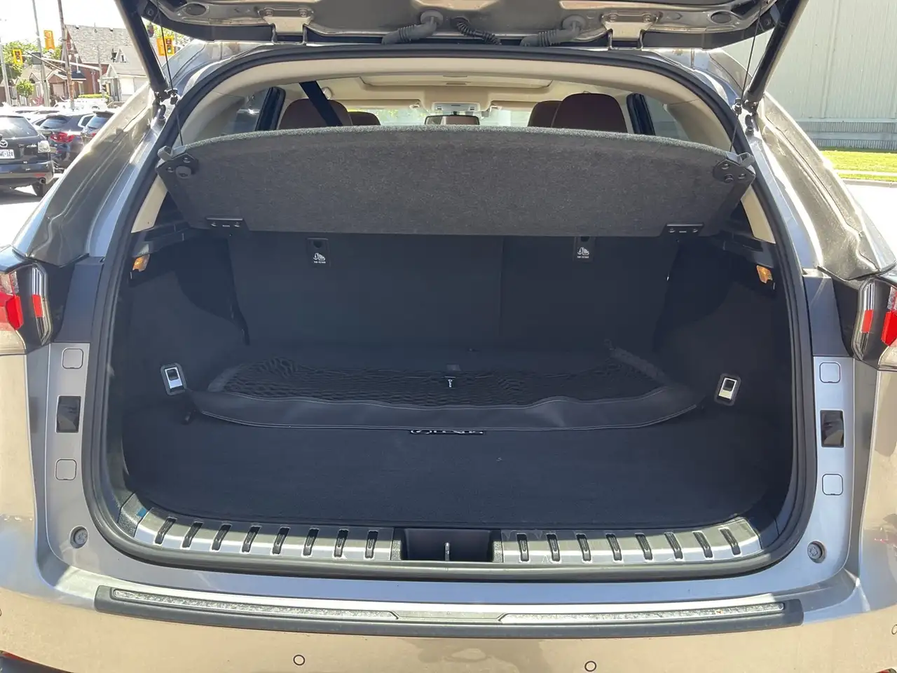 Lexus NX снимка Lexus NX
