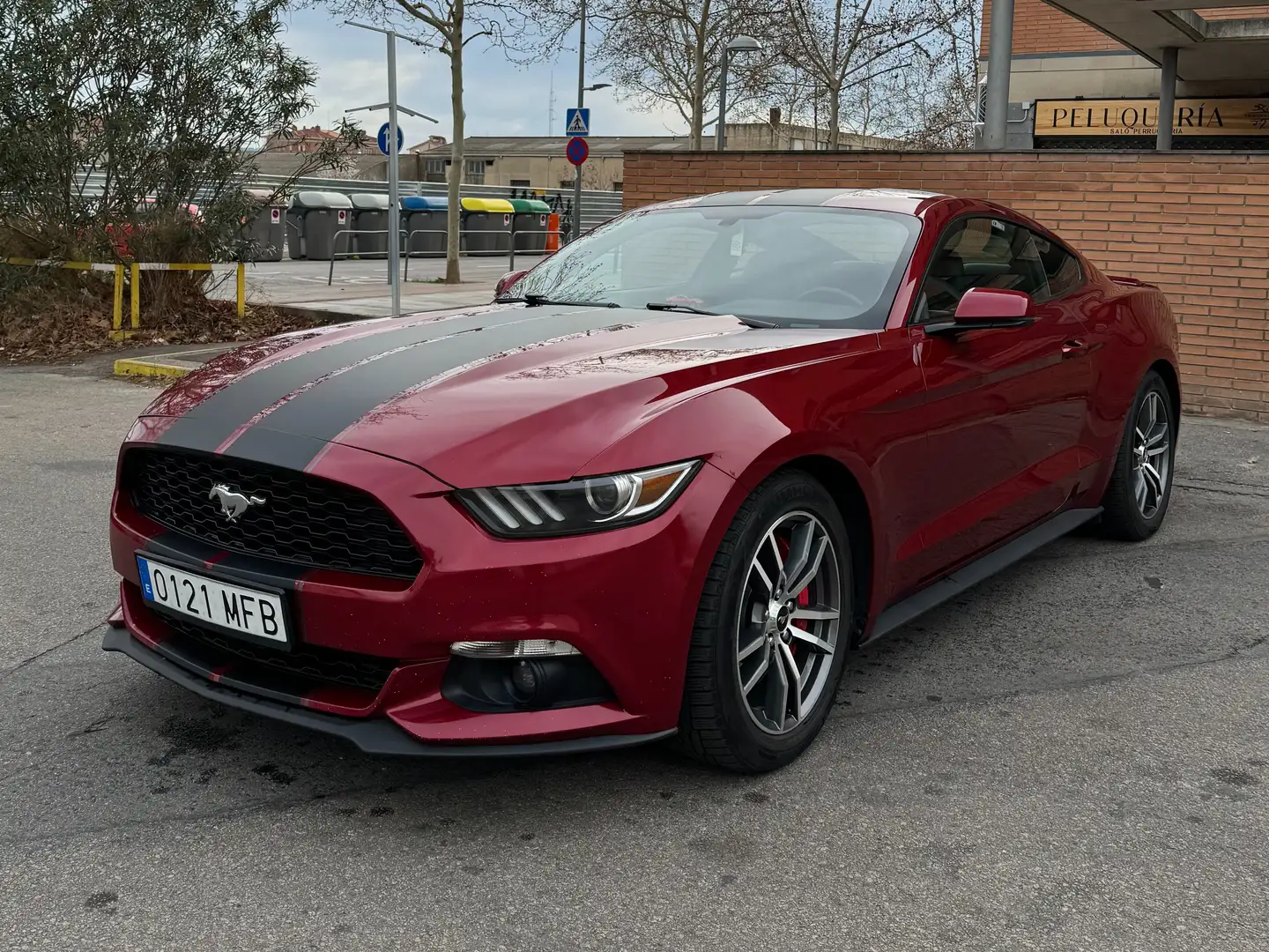 Ford Mustang Fastback 2.3 EcoBoost Aut. Rojo - 1